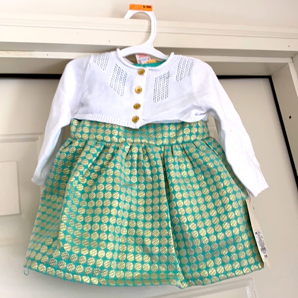 Girl dress 6-9 months